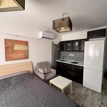 Διαμέρισμα Modern In Center *