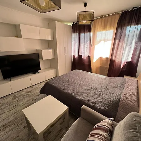 Modern In Center Λάρνακα