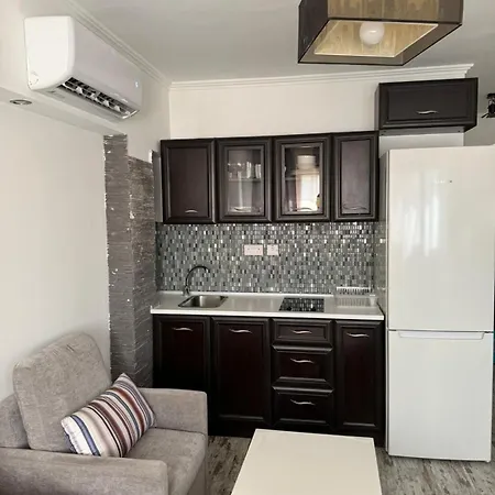 Modern In Center Διαμέρισμα *